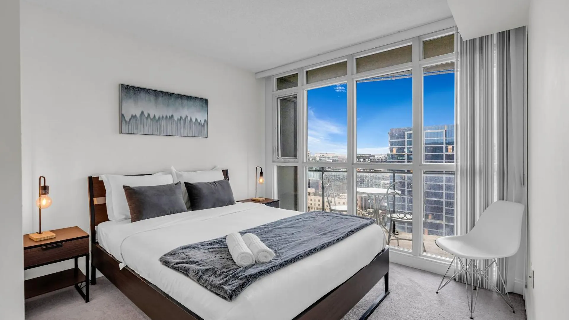 City Downtown Suites location